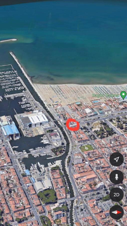 Apartamento Ad Un Passo Dal Molo Con 2 Biciclette Incluse Viareggio Exterior foto