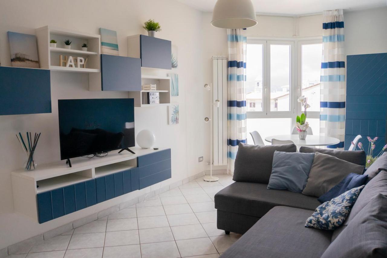 Apartamento Ad Un Passo Dal Molo Con 2 Biciclette Incluse Viareggio Exterior foto