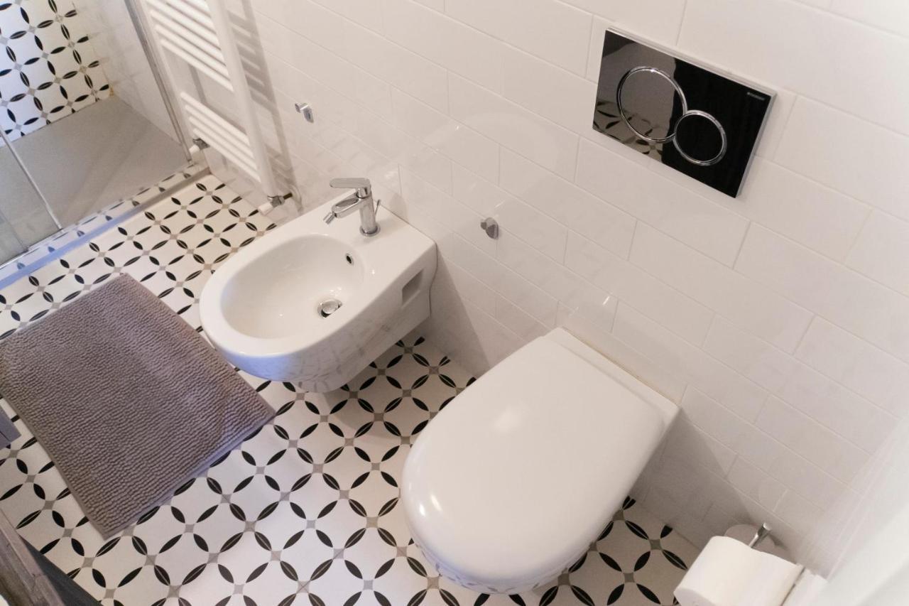 Apartamento Ad Un Passo Dal Molo Con 2 Biciclette Incluse Viareggio Exterior foto